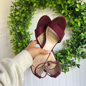 Maroon suede ankle strap heels. Lulu. Size 7.